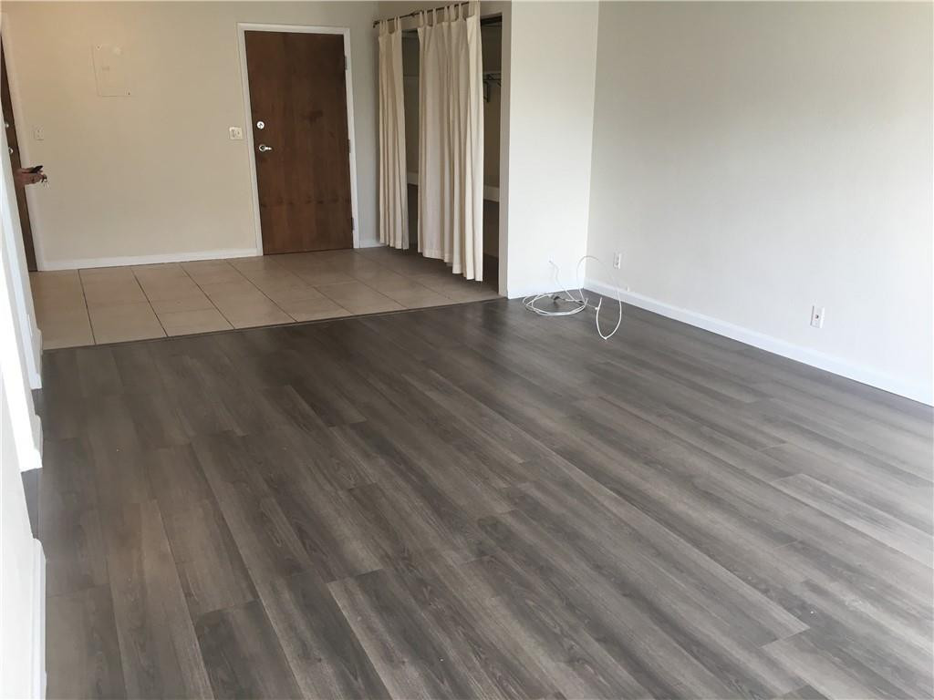 3220 Bayview Drive 214