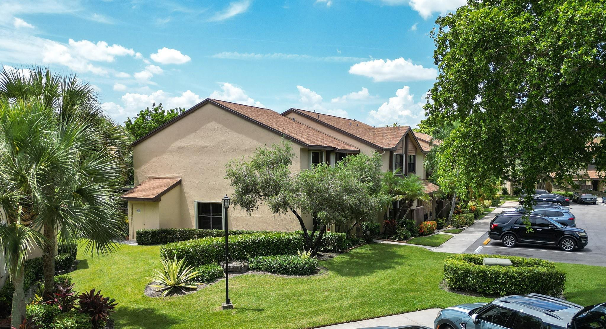 3961 Cocoplum Circle 3659