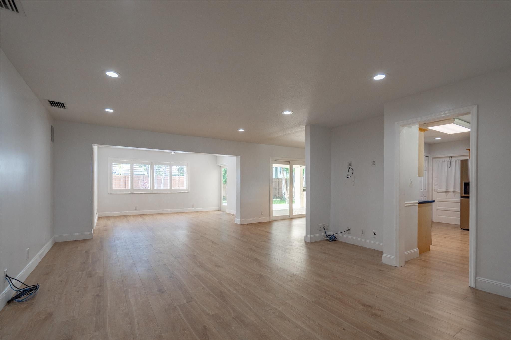 2742 NE 32nd Street