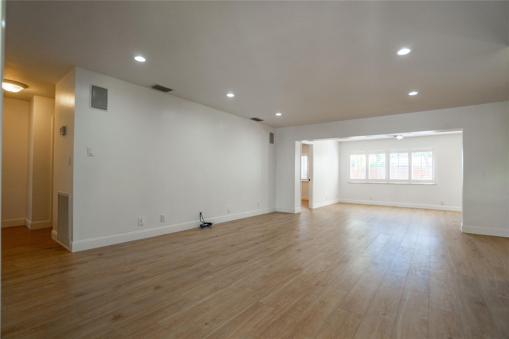 2742 NE 32nd Street