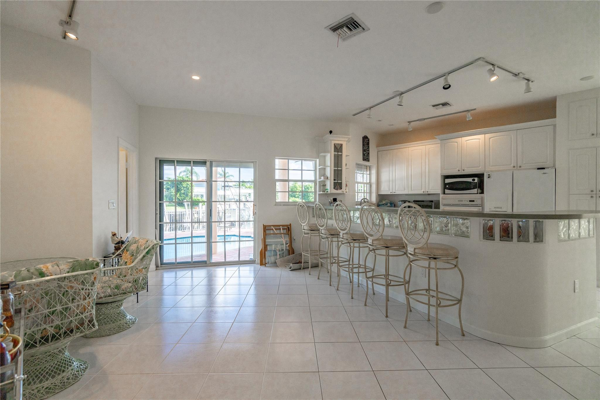 2671 NE 22nd Court