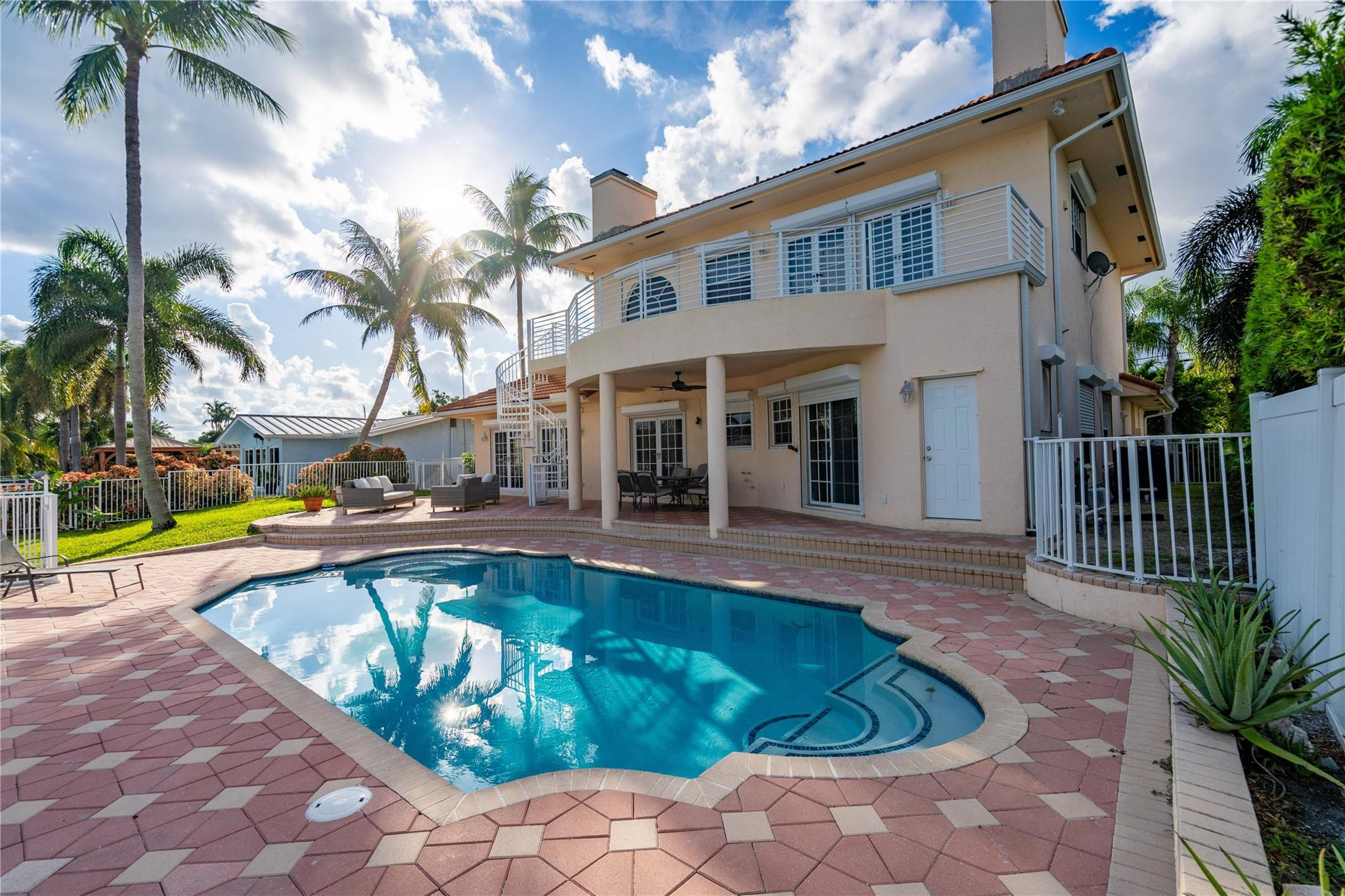 2671 NE 22nd Court