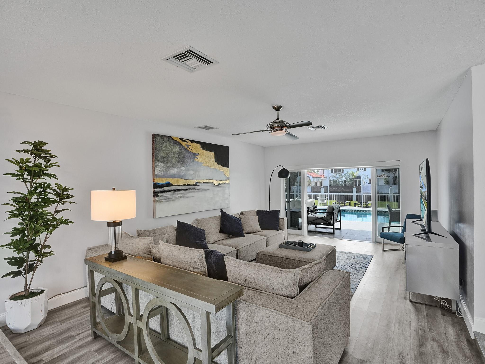 2830 NE 60th Street