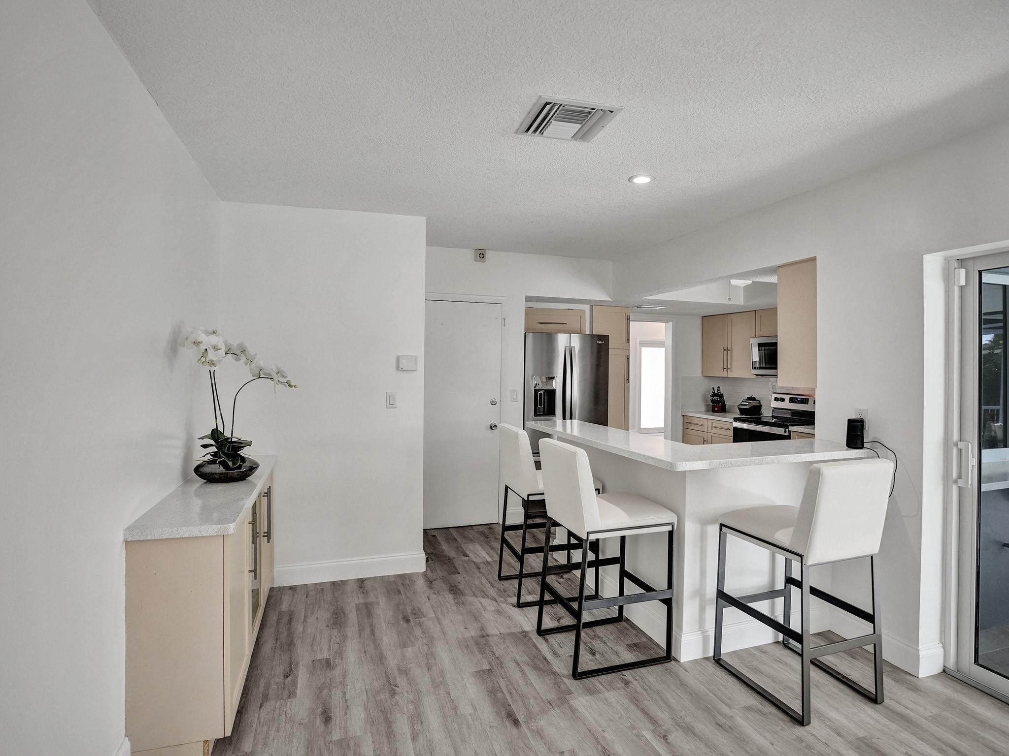 2830 NE 60th Street
