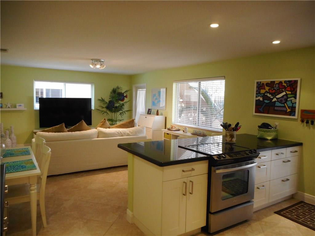 2753 NE 28th Street 5E