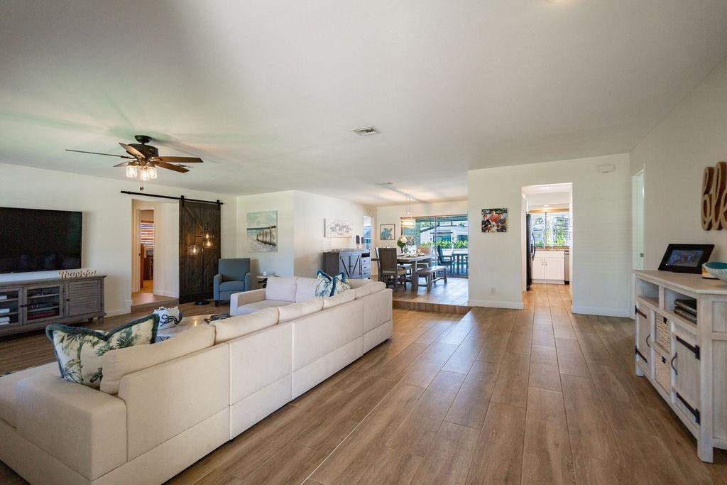 2751 NE 46th Street
