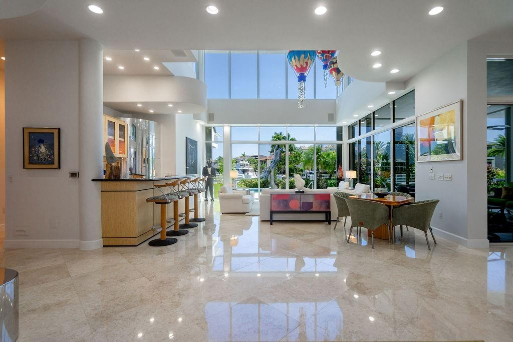 2551 NE 31st Court