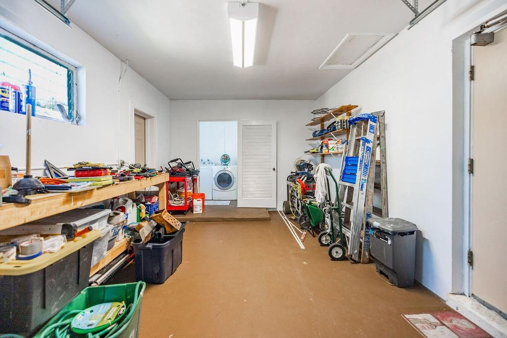 2021 NE 31st Court
