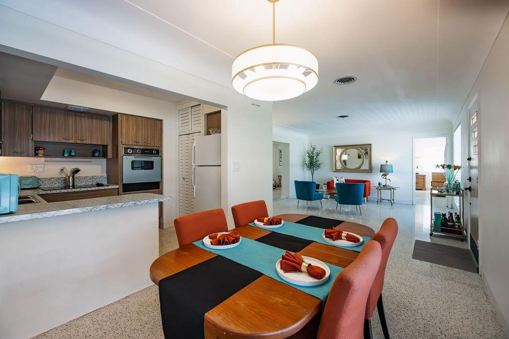 2021 NE 31st Court
