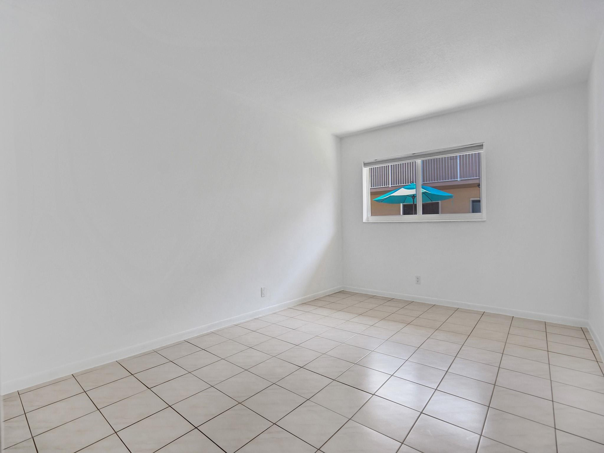 2750 NE 28th Court 4N