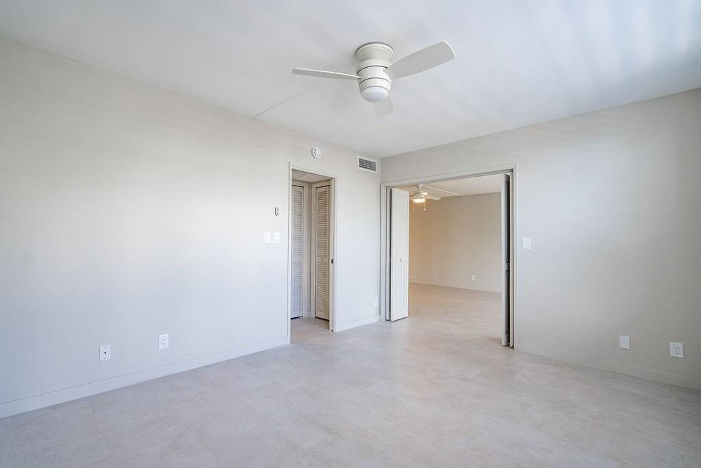 3175 NE 48th Court 105