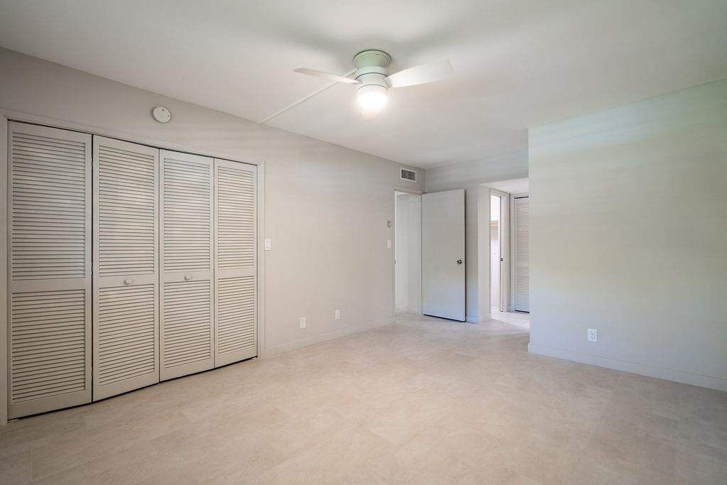 3175 NE 48th Court 105