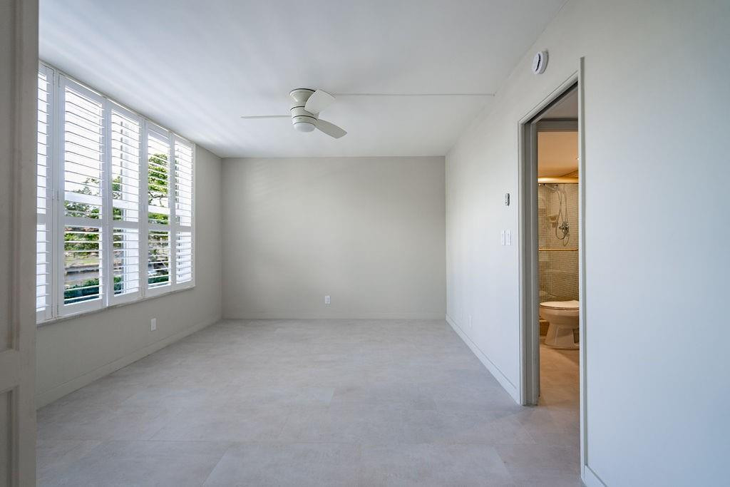 3175 NE 48th Court 105