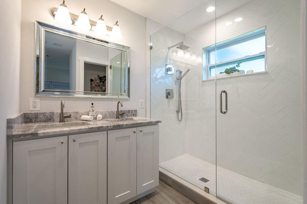 2640 NE 50th Street