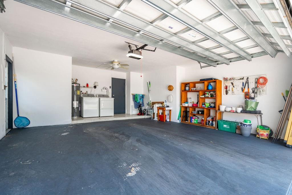 571 SE 12th Street