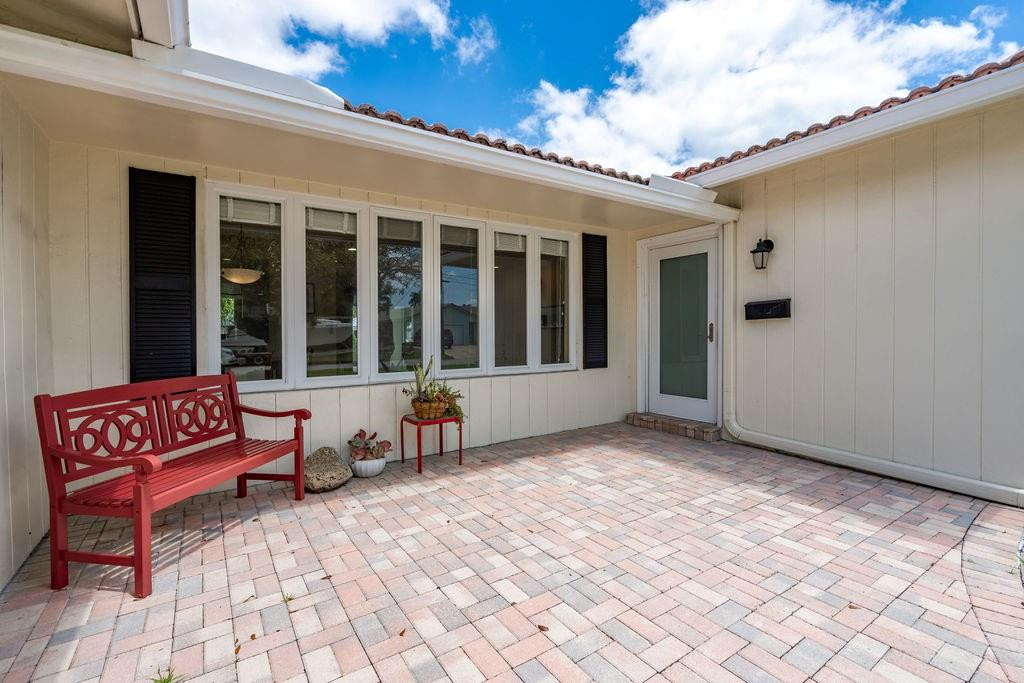 571 SE 12th Street