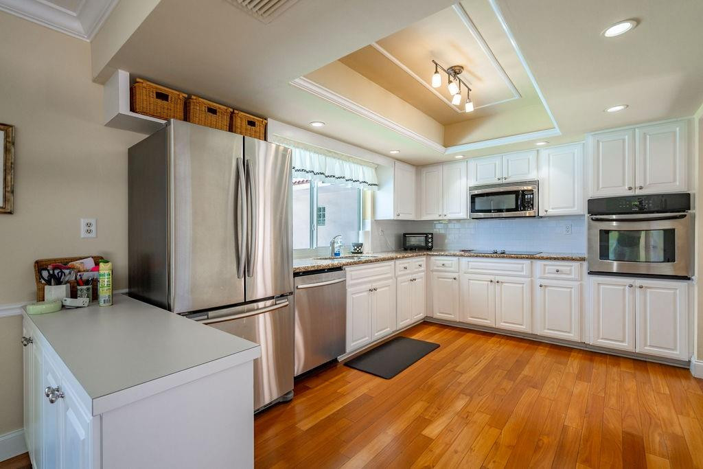 571 SE 12th Street