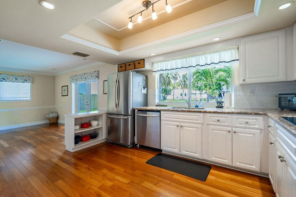 571 SE 12th Street