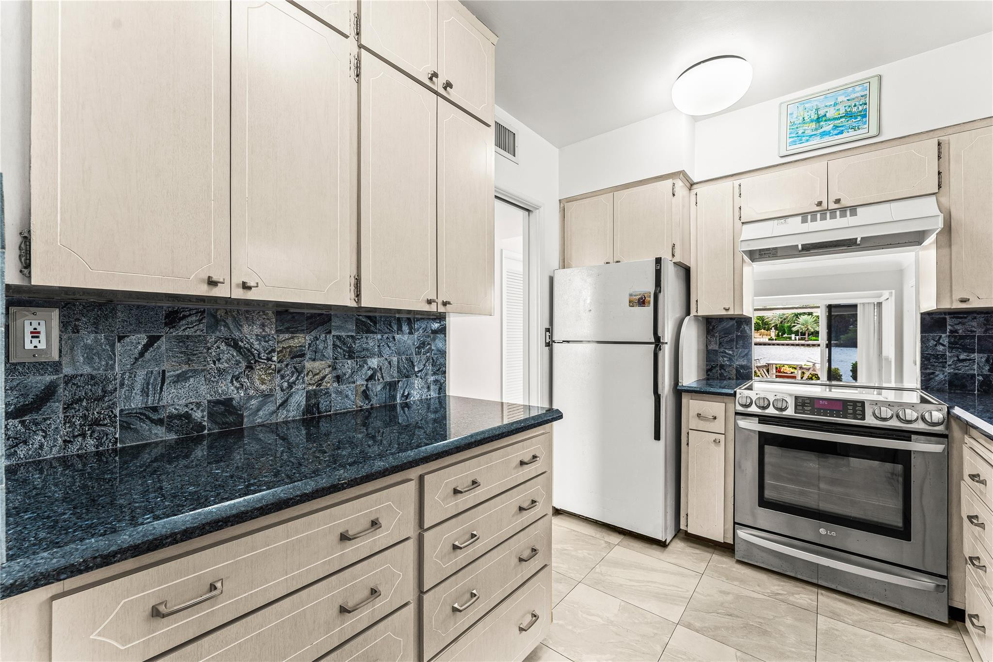 2758 NE 30th Avenue 1A