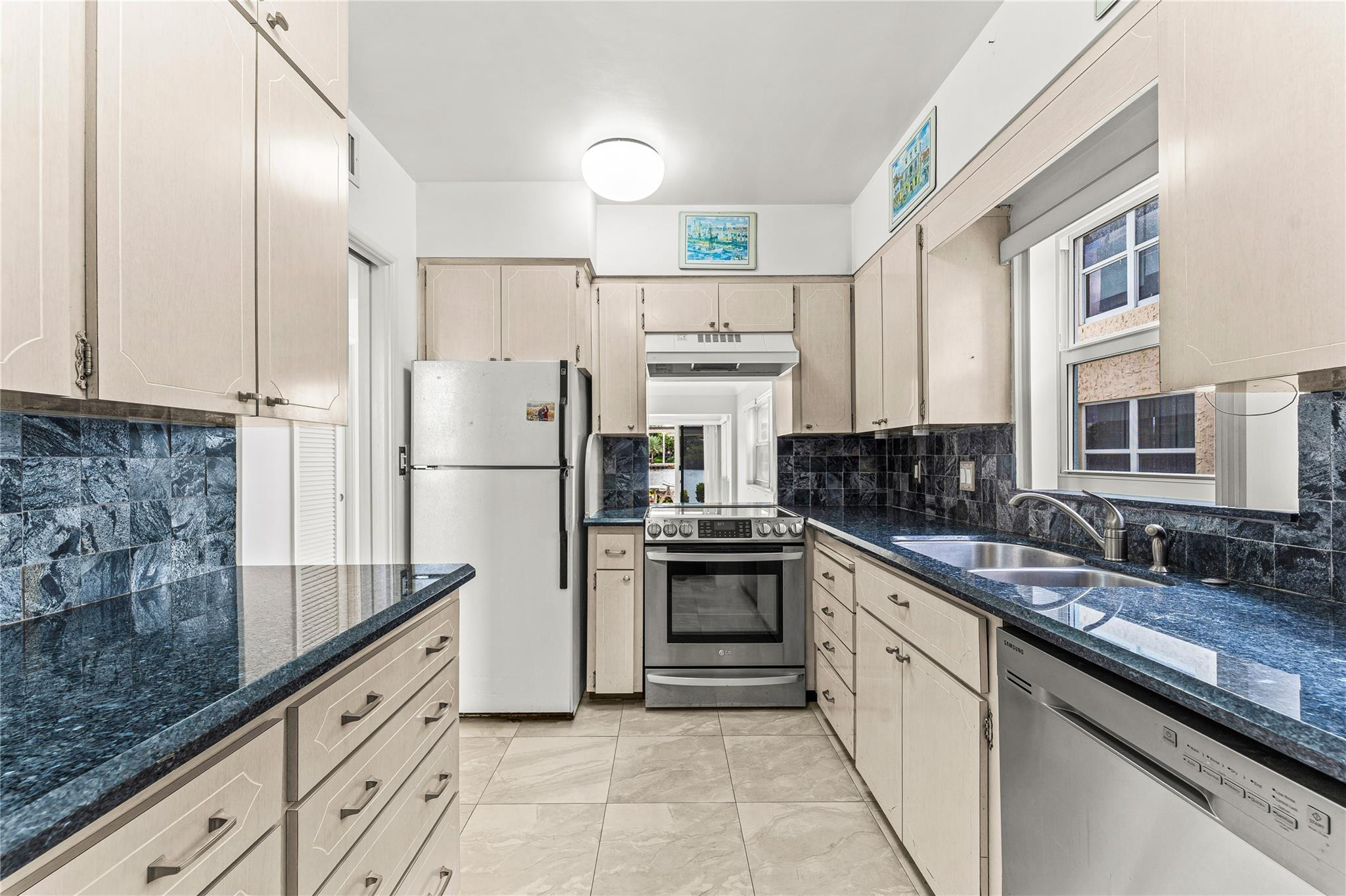 2758 NE 30th Avenue 1A