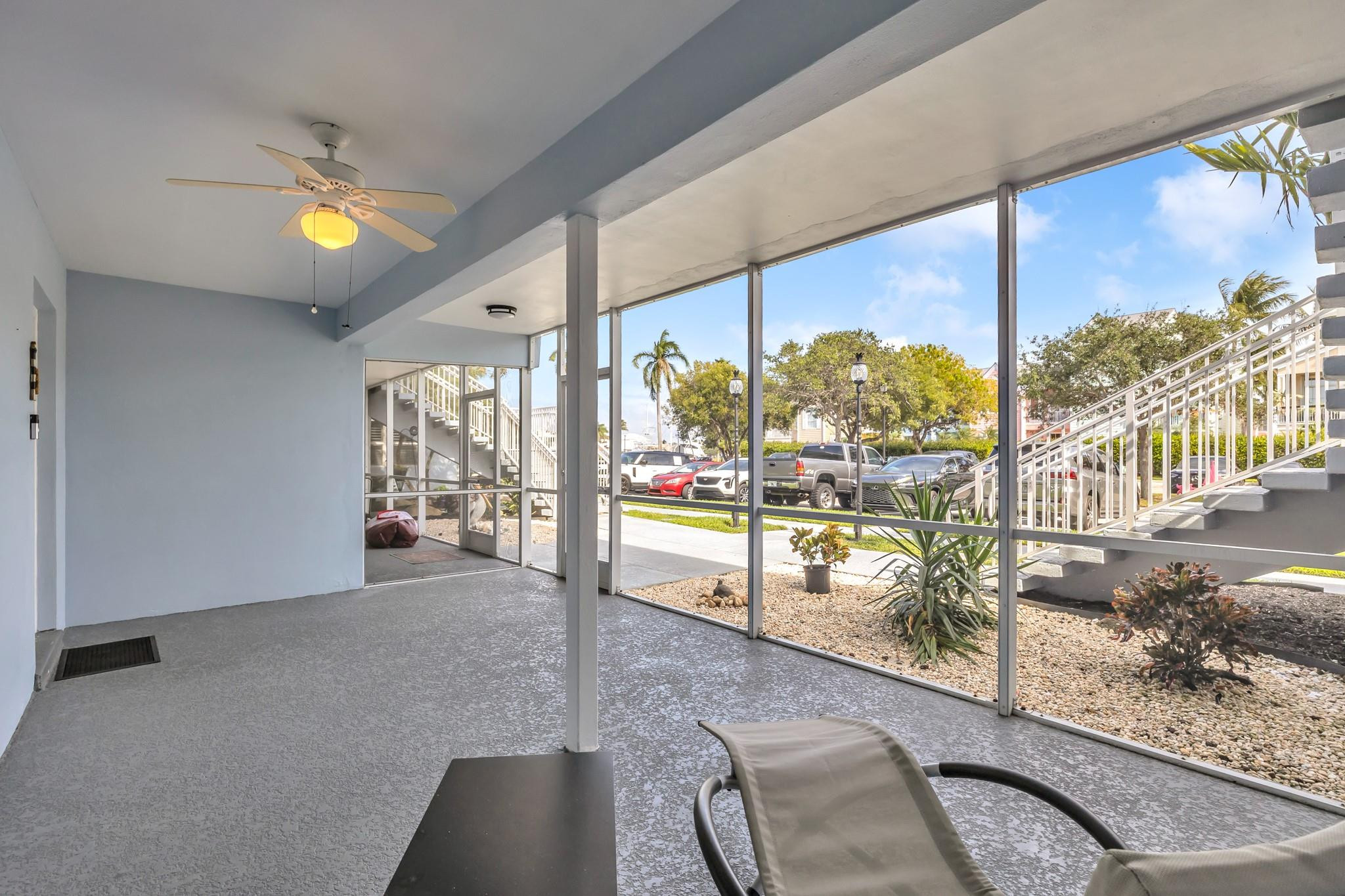 2835 NE 28th Avenue 3