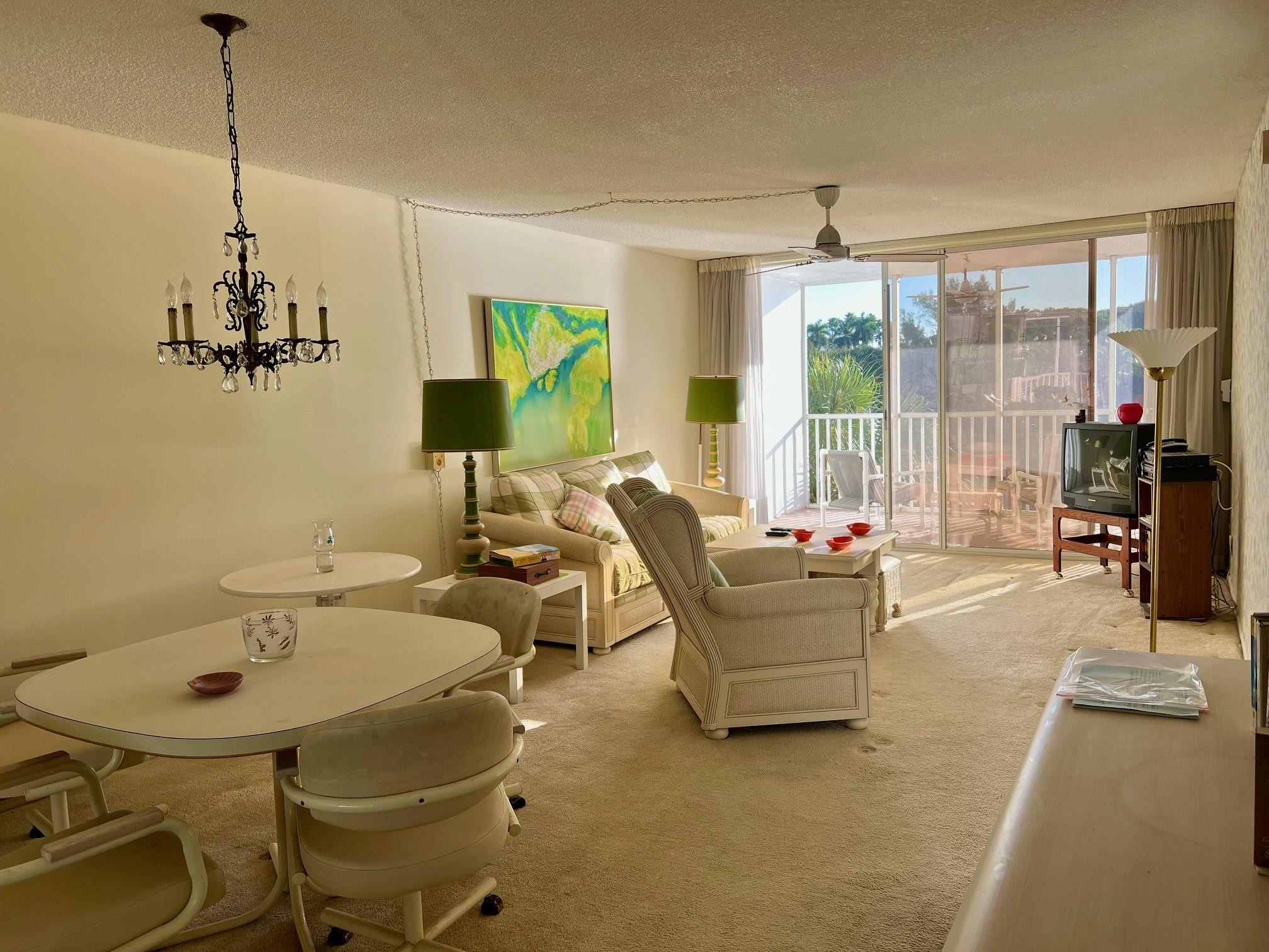 3100 NE 48th Court 307