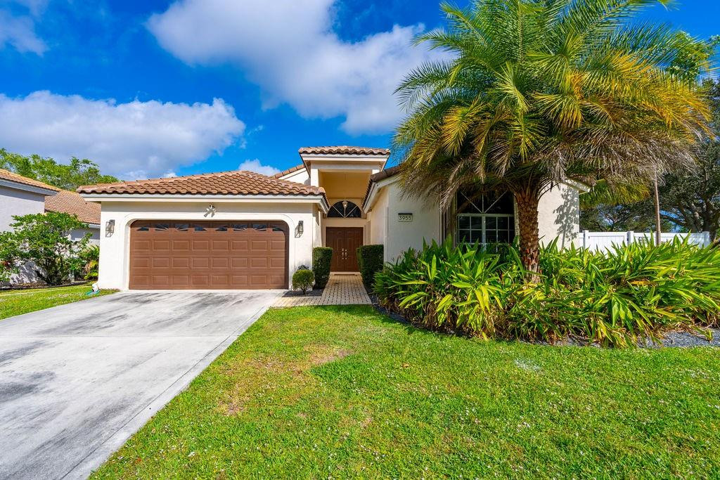 3955 Sabal Lakes Road
