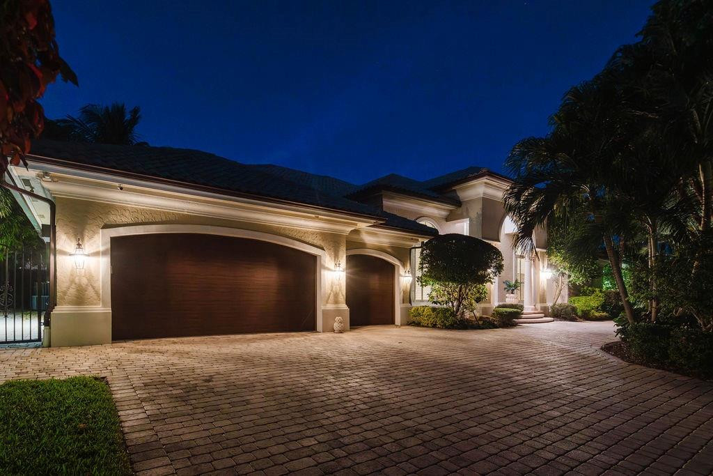 2841 NE 23rd Court