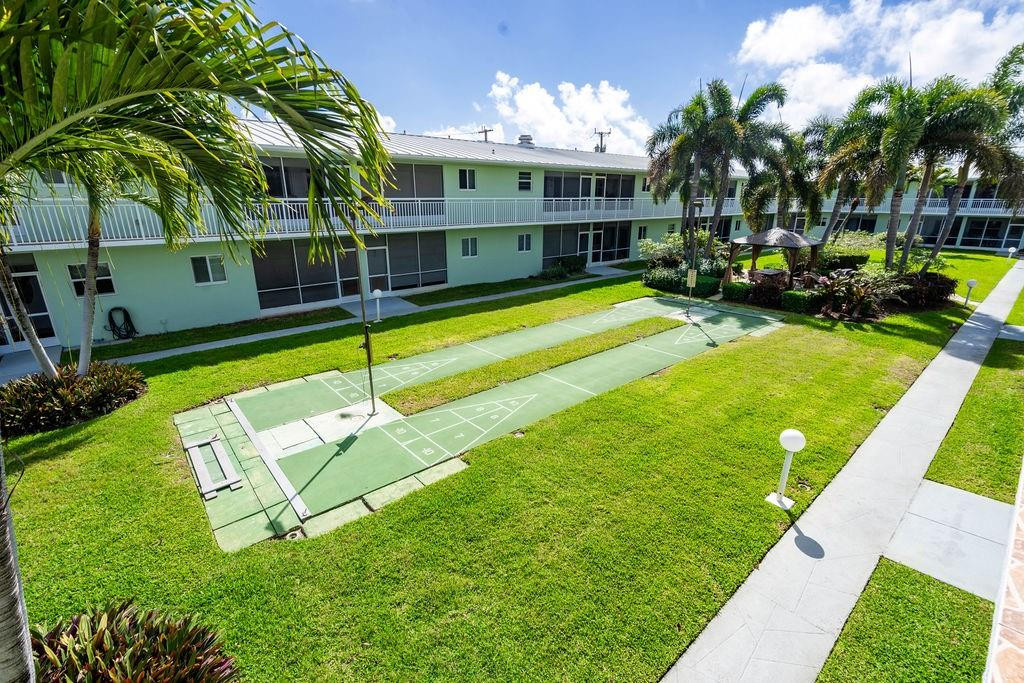 2100 NE 38th Street 229