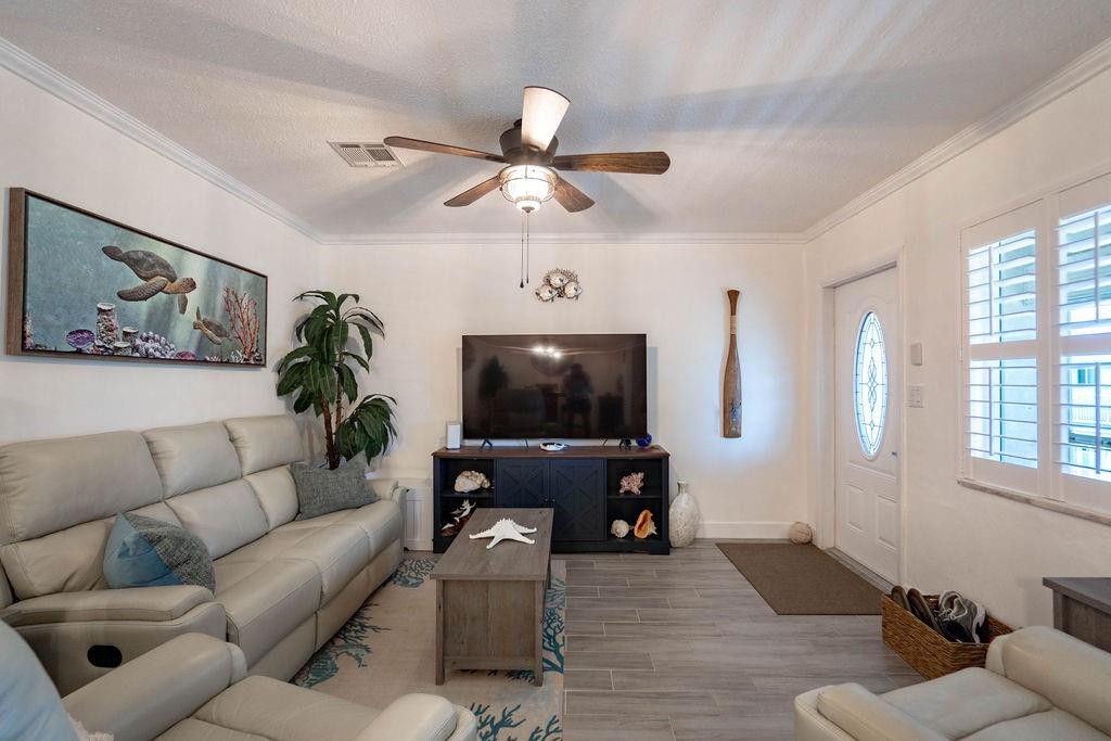 2100 NE 38th Street 229