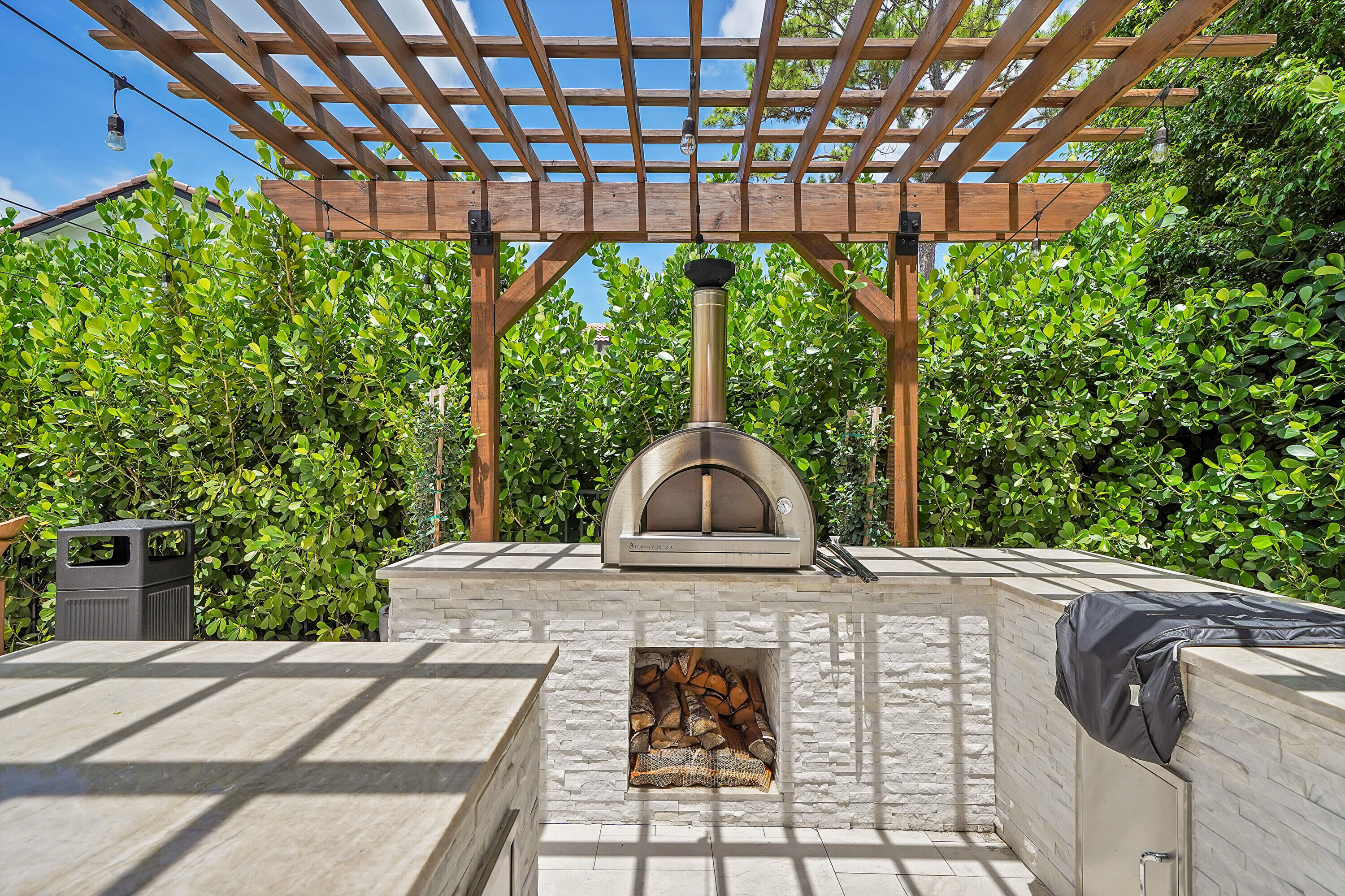 2601 NW 28th Terrace