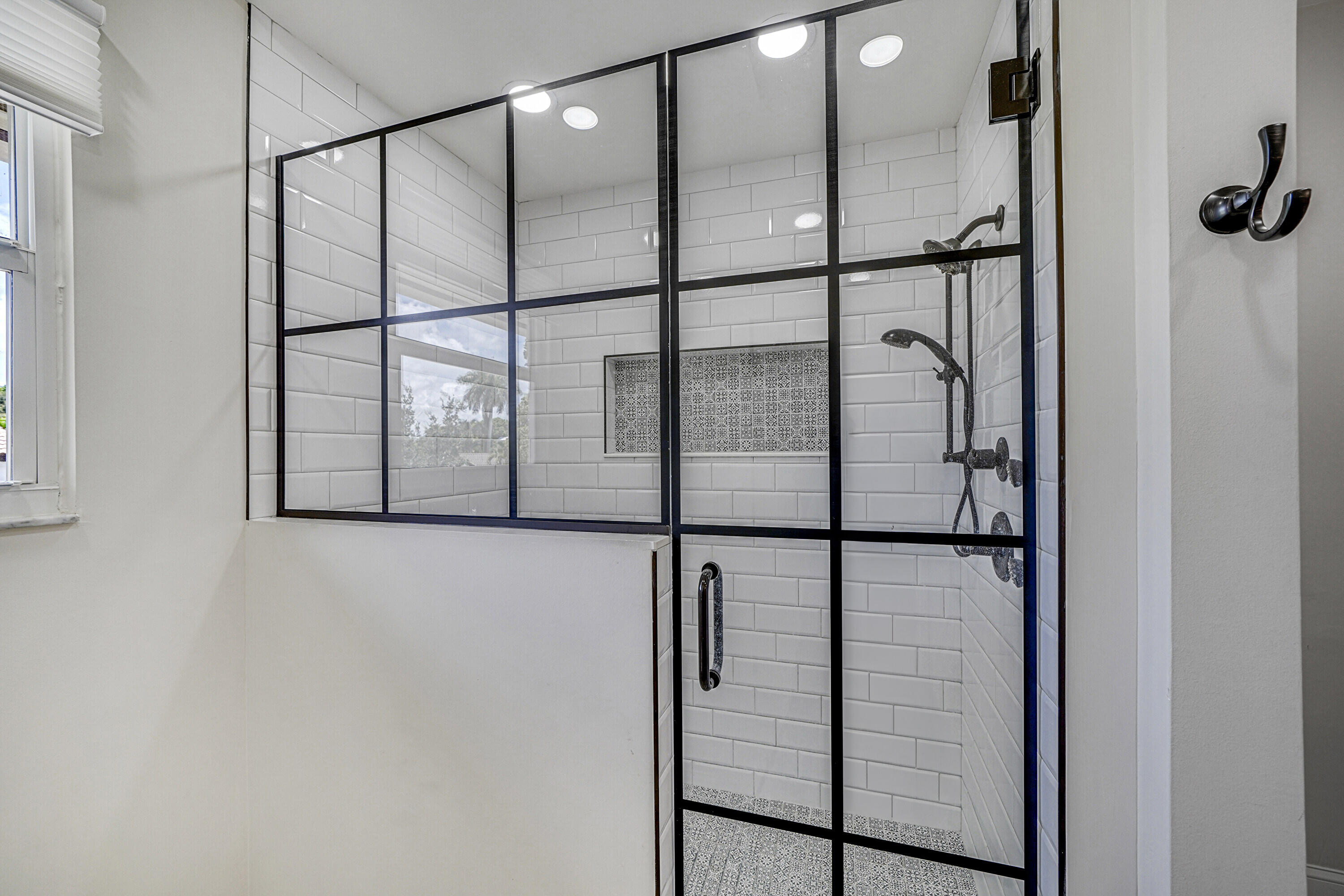 2601 NW 28th Terrace