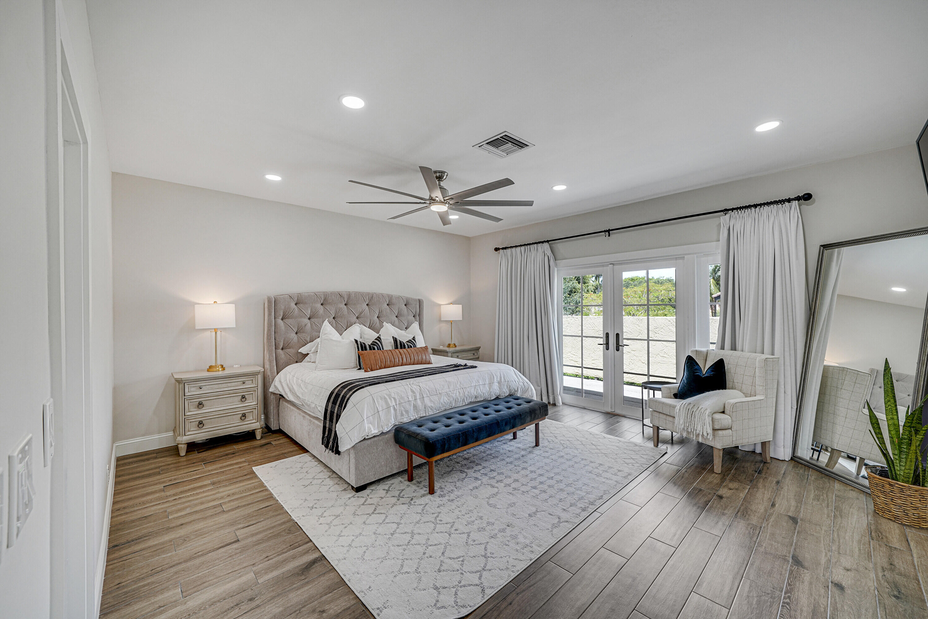 2601 NW 28th Terrace