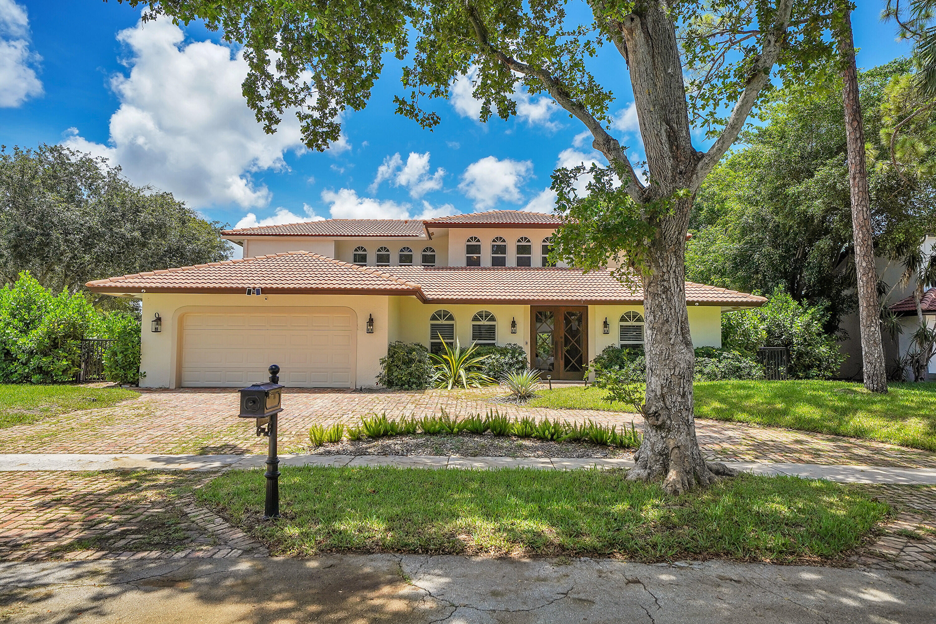 2601 NW 28th Terrace