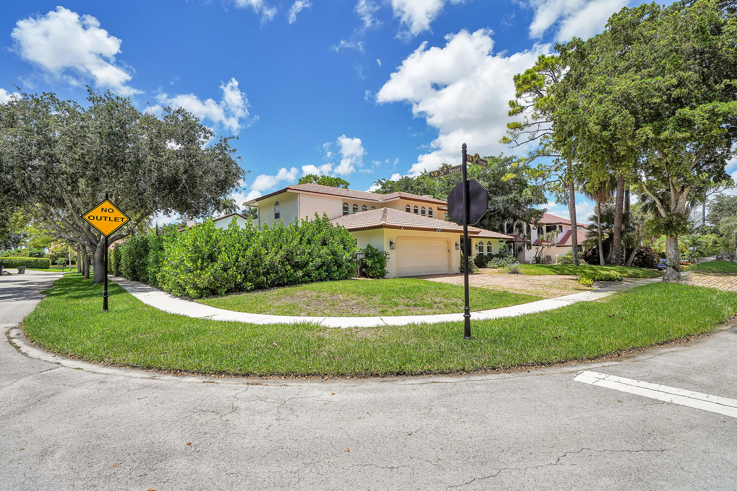 2601 NW 28th Terrace