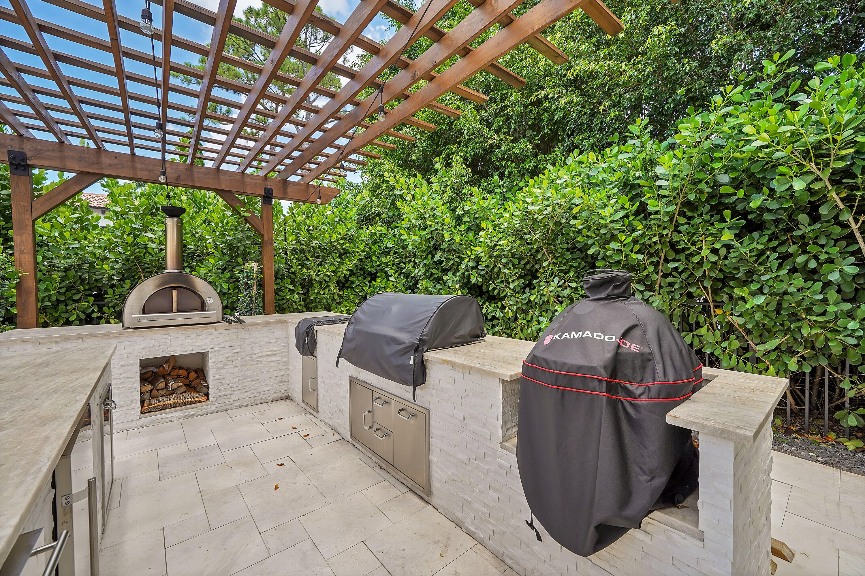 2601 NW 28th Terrace