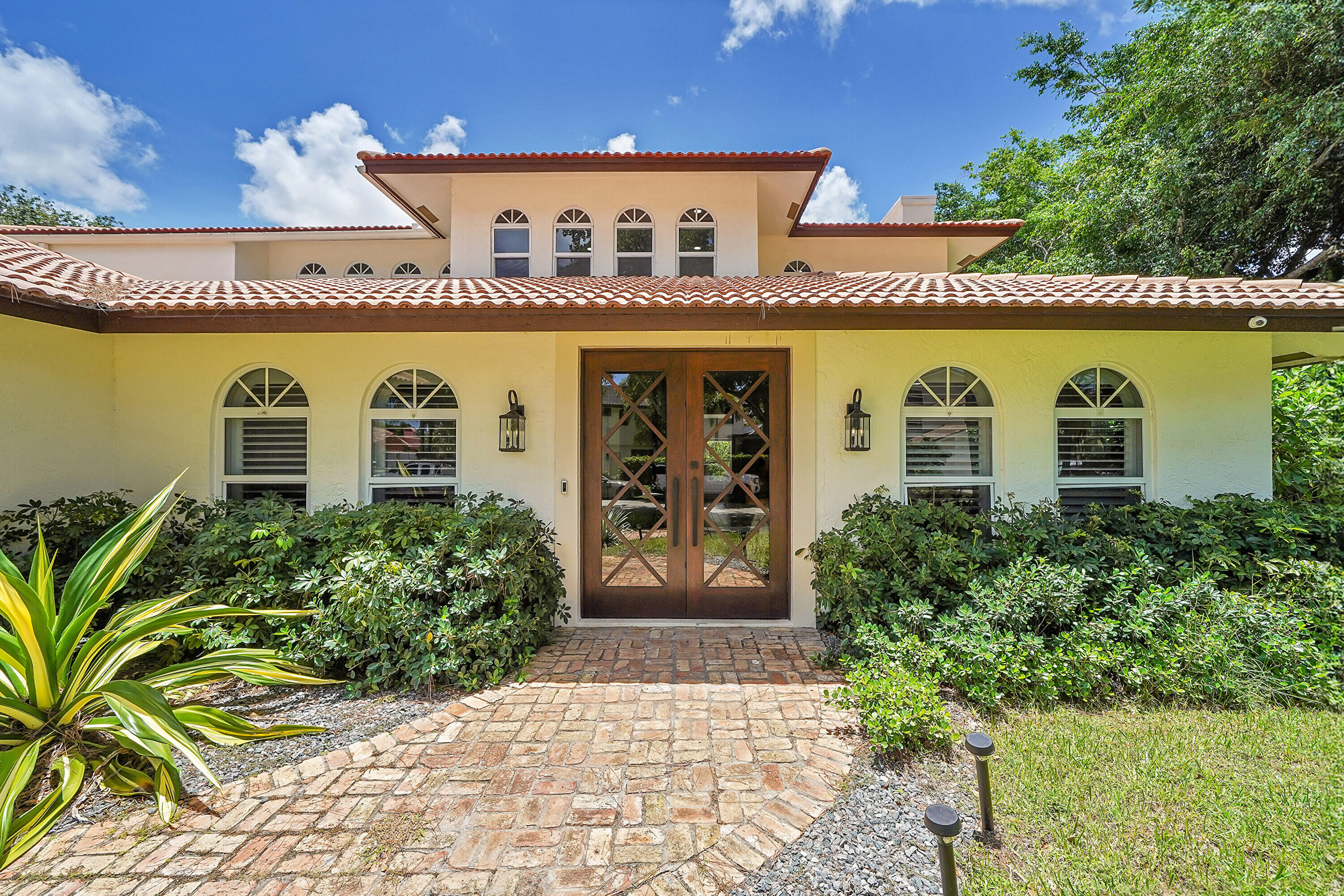 2601 NW 28th Terrace