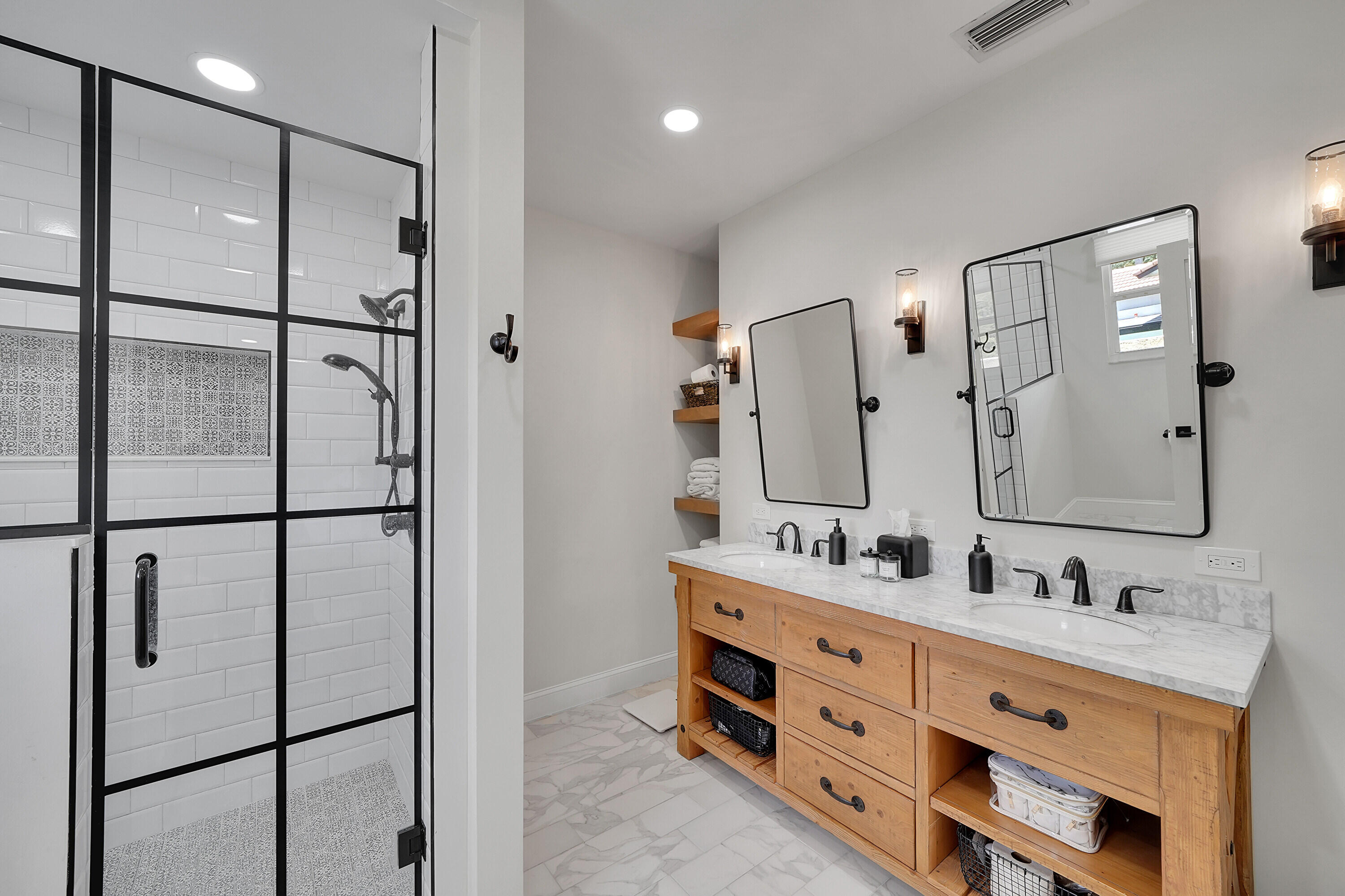 2601 NW 28th Terrace