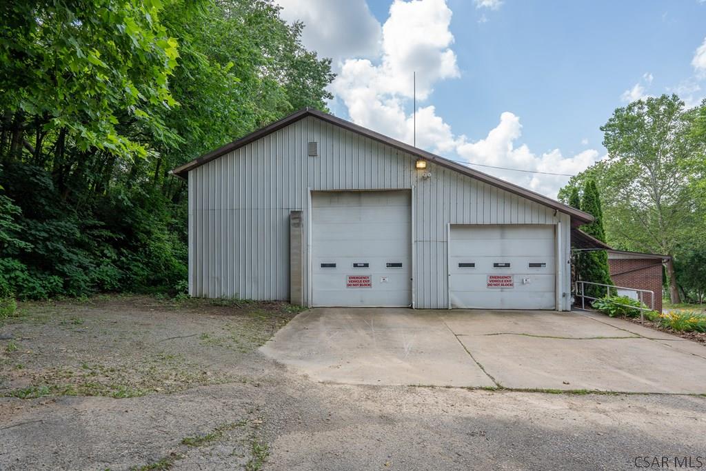 301 Salt Street