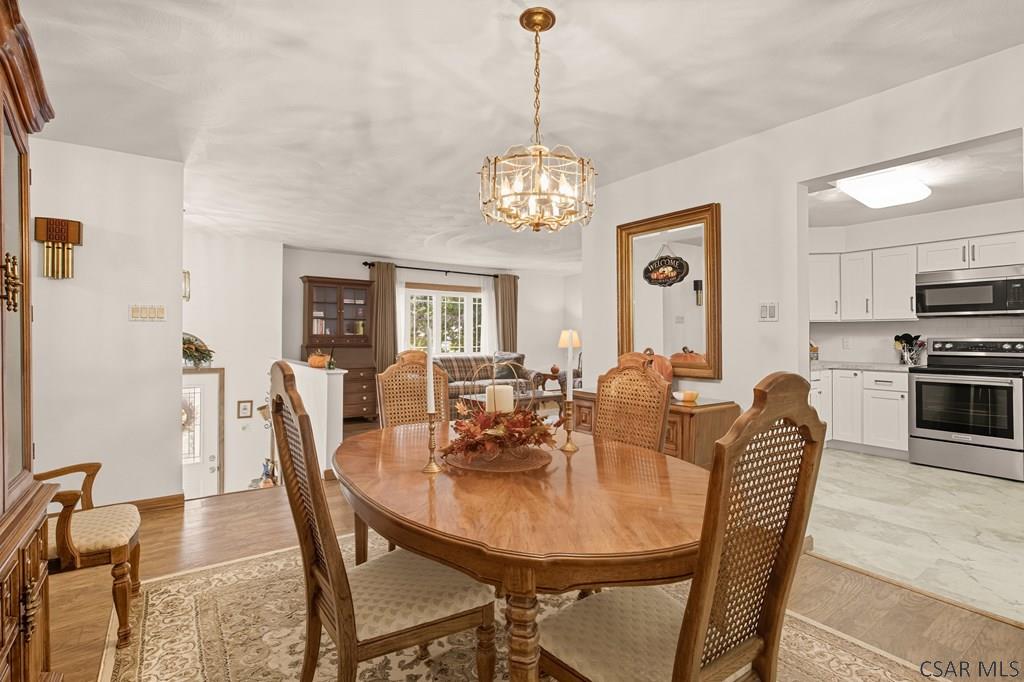 102 Shenkelview Drive