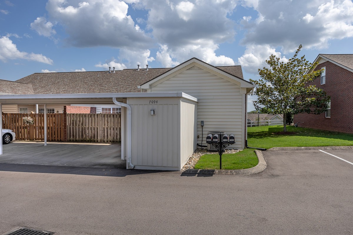 7094 Sunrise Cir