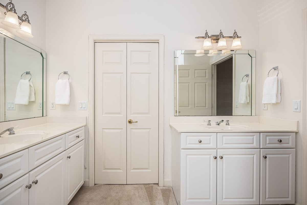 7094 Sunrise Cir