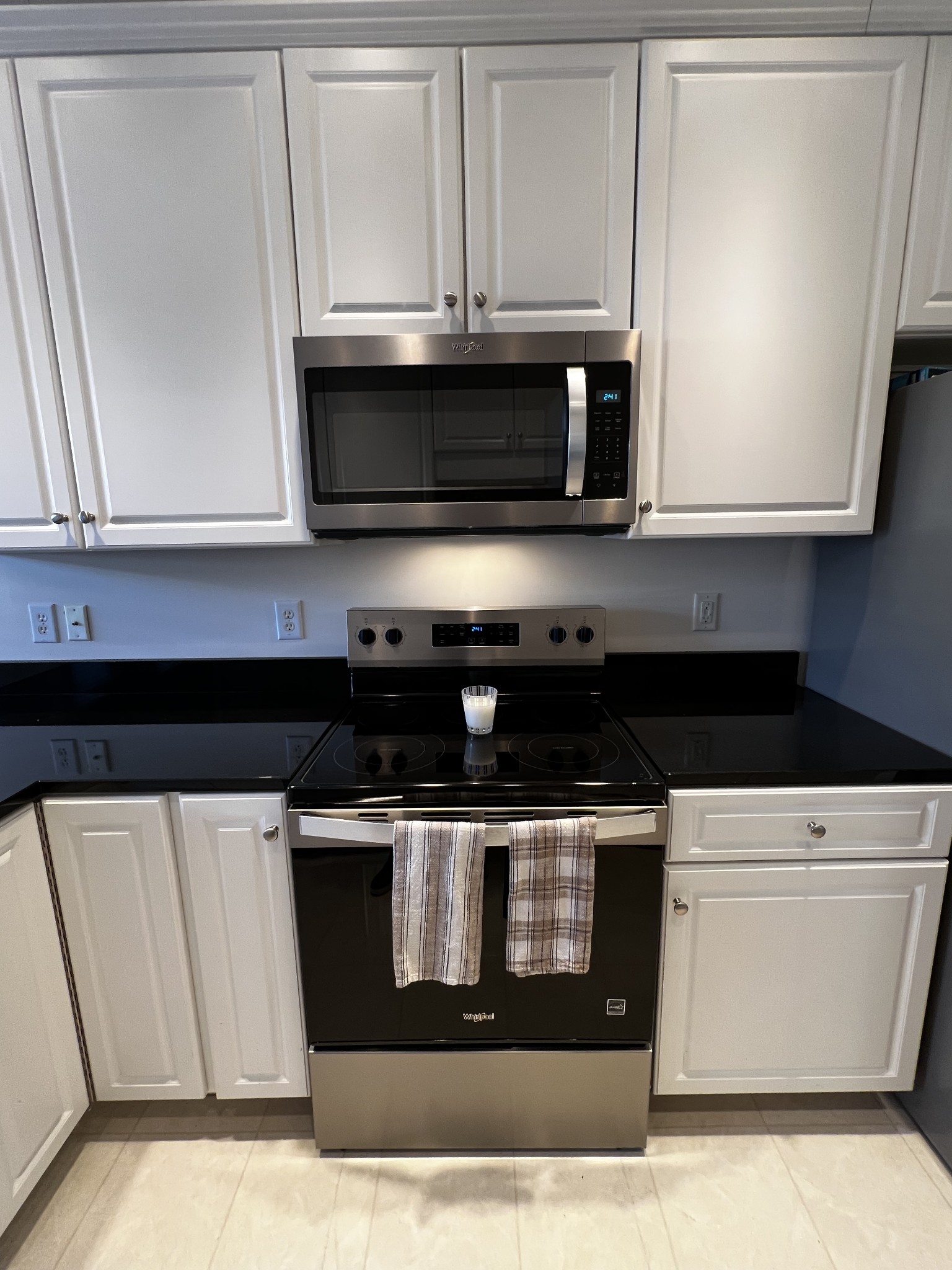 7094 Sunrise Cir
