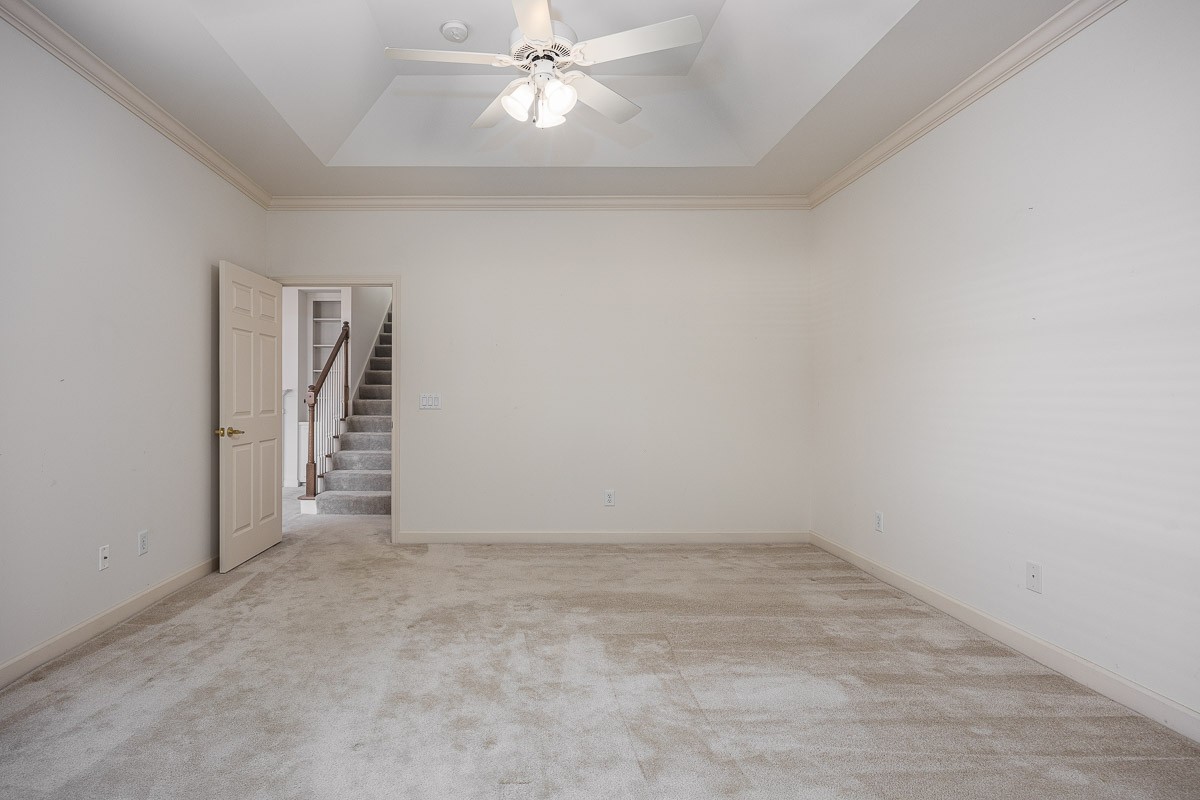 7094 Sunrise Cir