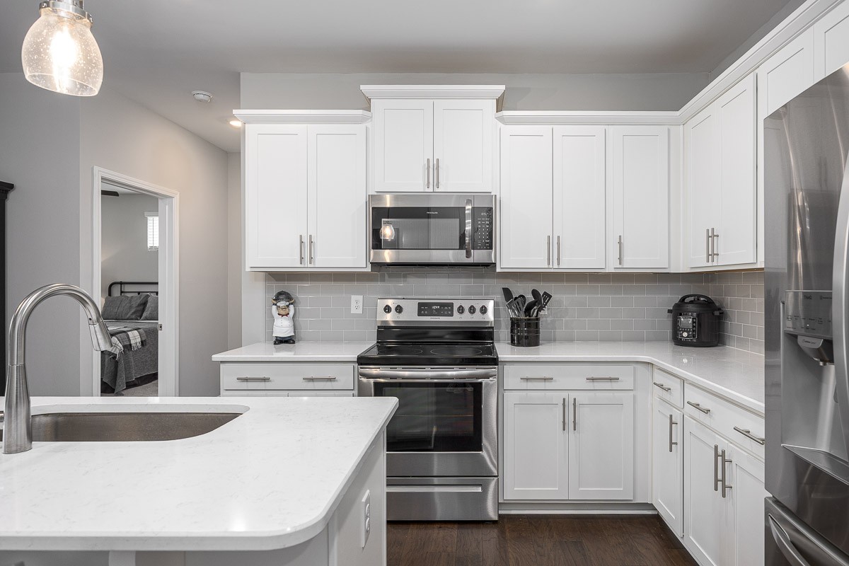 1901 Shadow Green Dr Unit: 303