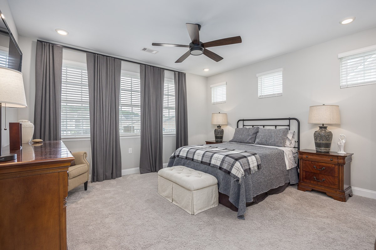1901 Shadow Green Dr Unit: 303