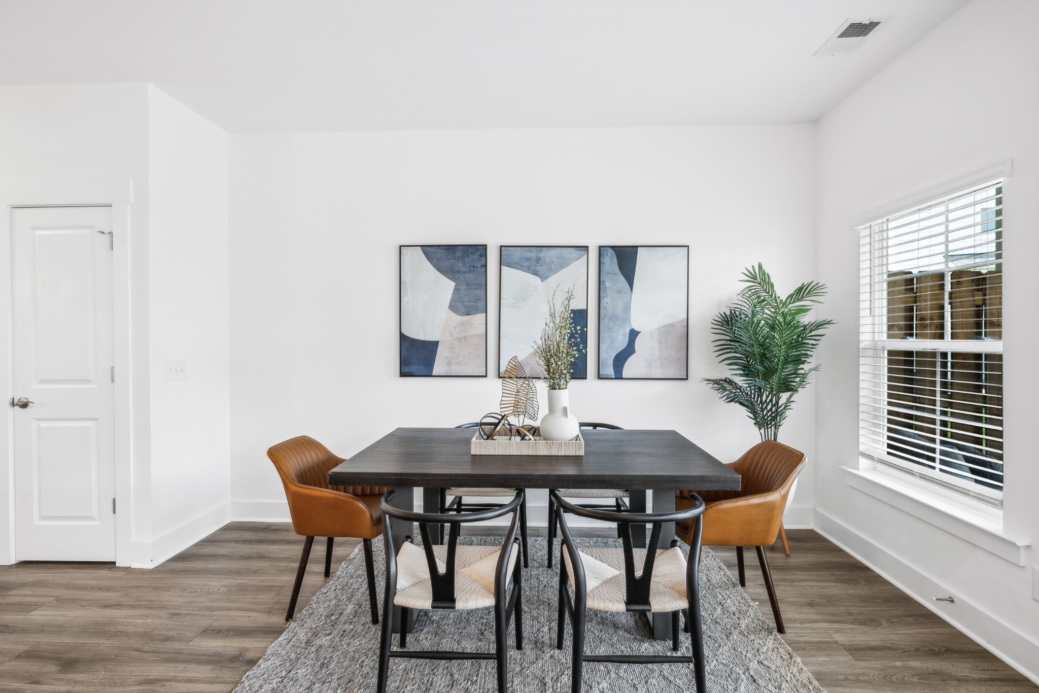 1067 Sweetleaf Dr