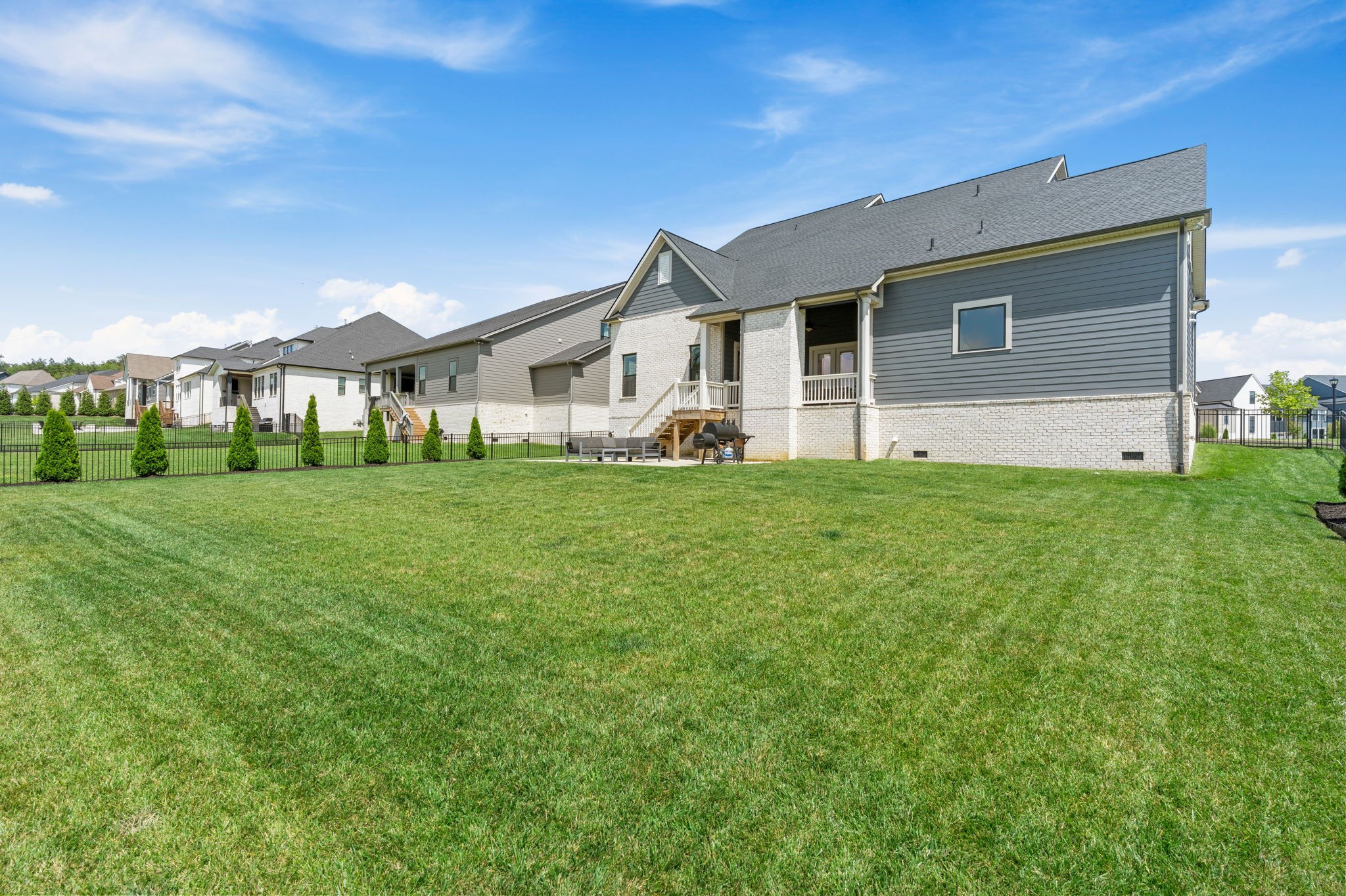 1116 Angela Ann Ct