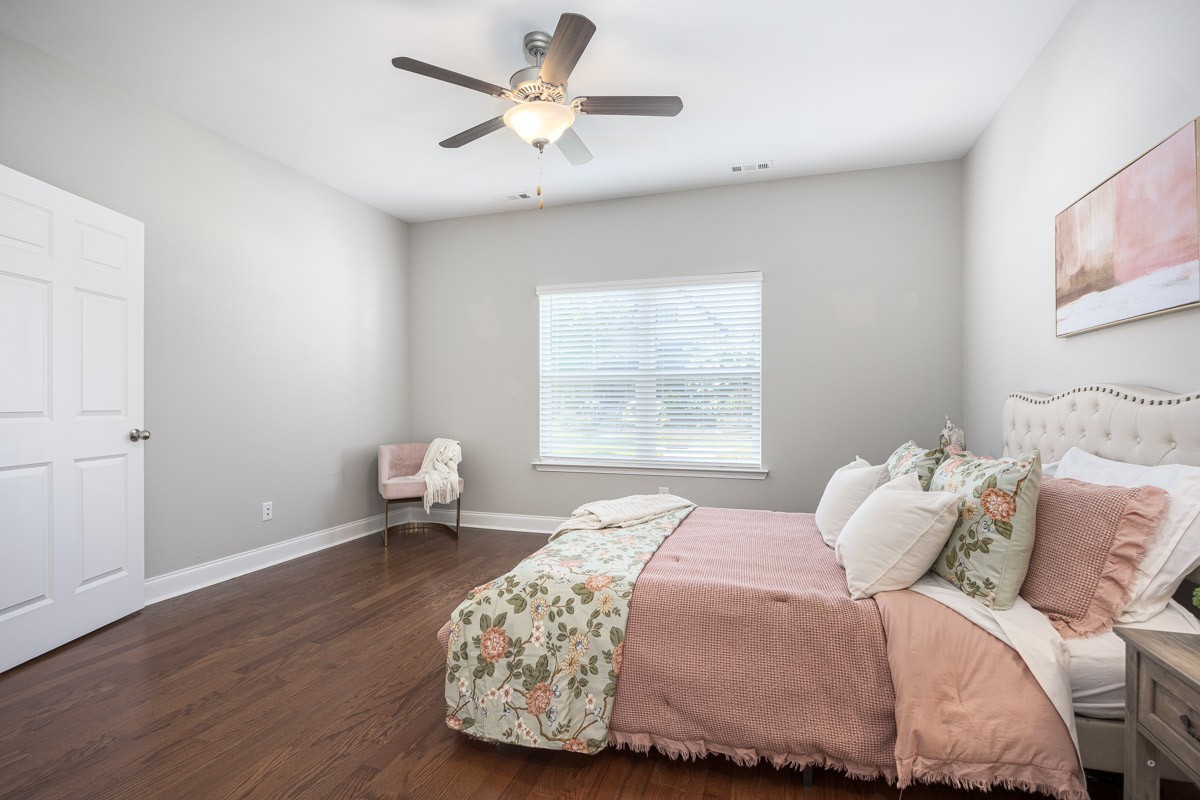 404 Lively Way