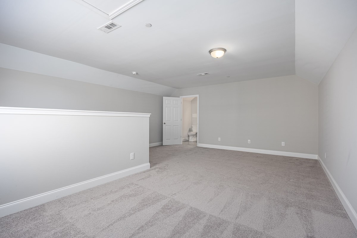 404 Lively Way